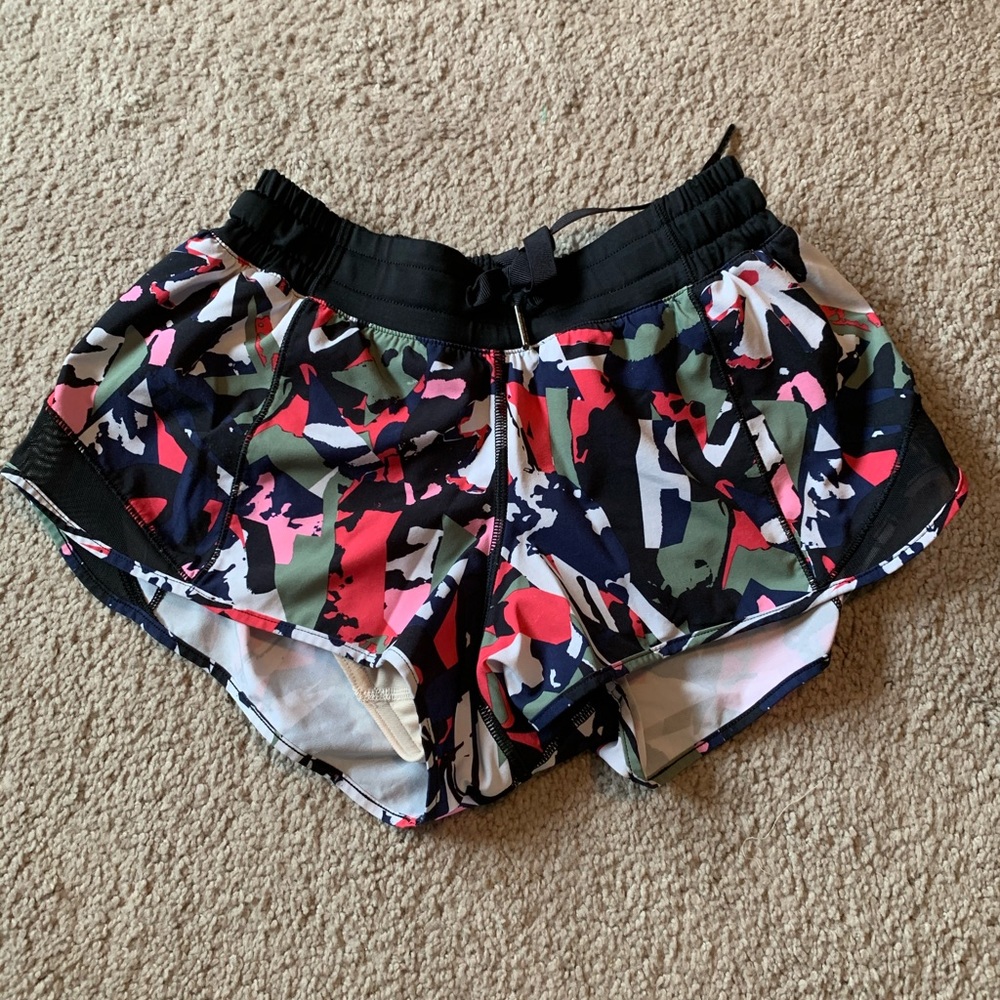 Lululemon hotty hot short